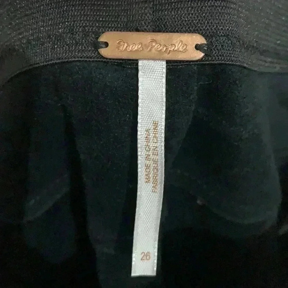 Free People Mid Rise Vegan Leather Moto Pull On Skinny Pants - Picture 6 of 6